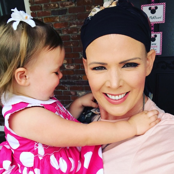 Meet your Posher, Jennifer - Picture 3 of 6